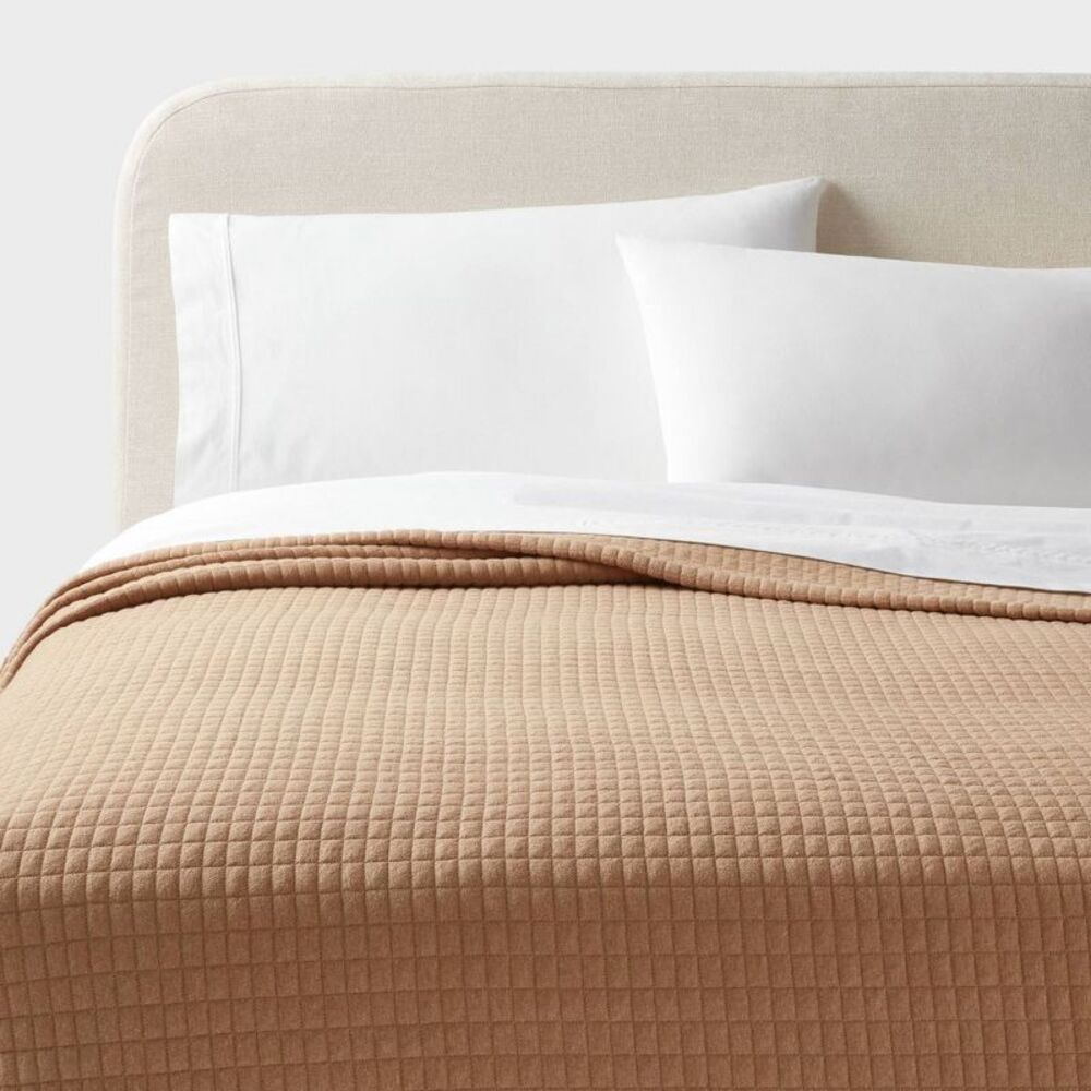 Full/Queen Knitted Cotton Jersey Coverlet Quilt - Light Brown